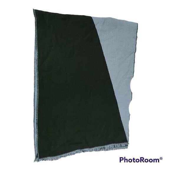 A New Day Colorblock Blanket Scarf - Picture 3 of 6